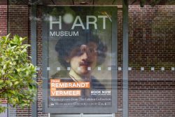 Amsterdam und Umgebung April 2025 Prominente Plakatausstellung im Hart Museum, präsentiert Meisterwerke von Rembrandt und Vermeer Amsterdam und Umgebung April 2025 Plakat im Hart Museum über die Ausstellung von Rembrandt bis Vermeer
