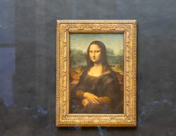 Paris Juni 2026 Berühmtes Gemälde der Mona Lisa im Louvre Museum