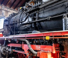 Museumseisenbahn Hanau e. V. Bahnbetriebswerk, Heideäcker 1, 63457 Hanau Fotos von Aloys Peter Trenz Historische Dampflok in einem Eisenbahnmuseum